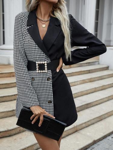 Chic and fashion Double-breasted black and white workday blazers