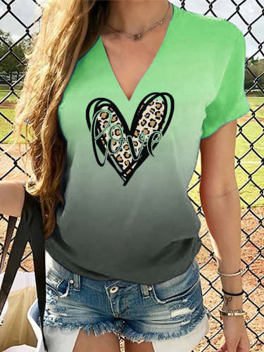 Women's T-Shirts V-Neck Gradient Heart Print Short Sleeve T-Shirt
