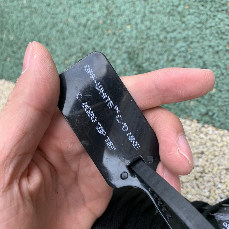 Authentic OFF WHITE x Air Jordan 4 “Bred”