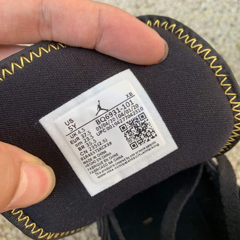 Authentic Jordan 1 Mid Shoes068
