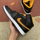 Authentic Jordan 1 Mid Shoes040