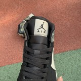Authentic Jordan 1 Mid Shoes023