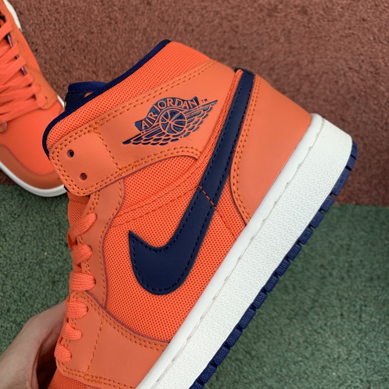 Authentic Jordan 1 Mid Shoes020