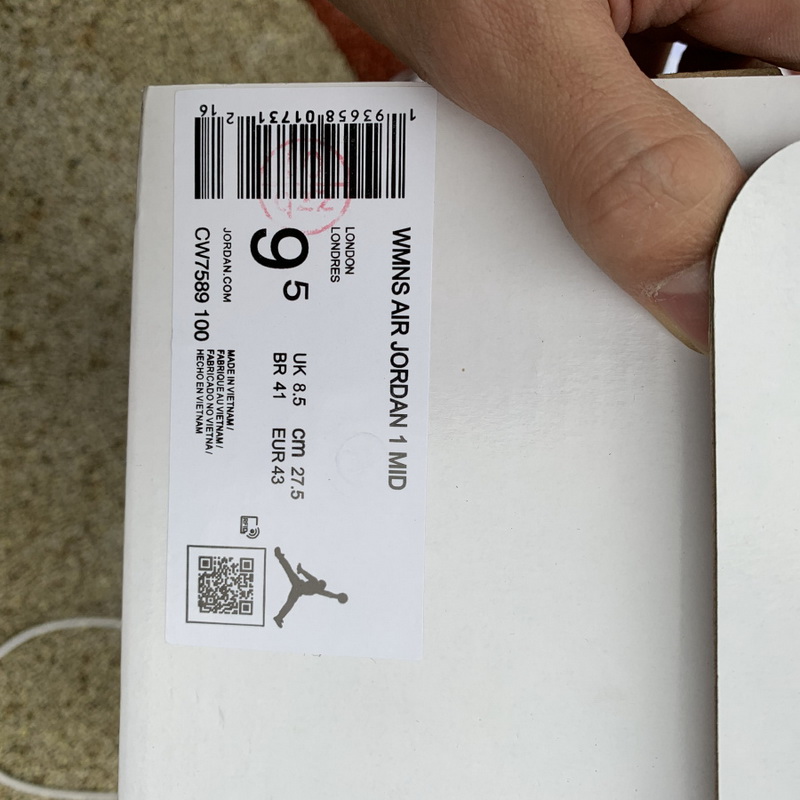 Authentic Jordan 1 Mid Shoes015