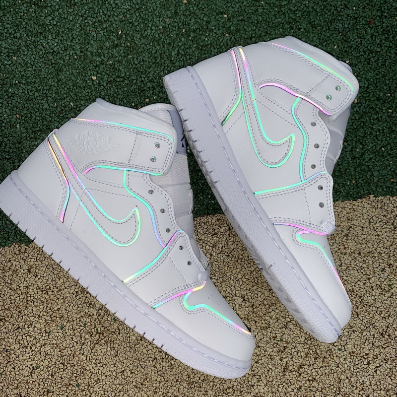 Authentic Jordan 1 Mid Shoes060