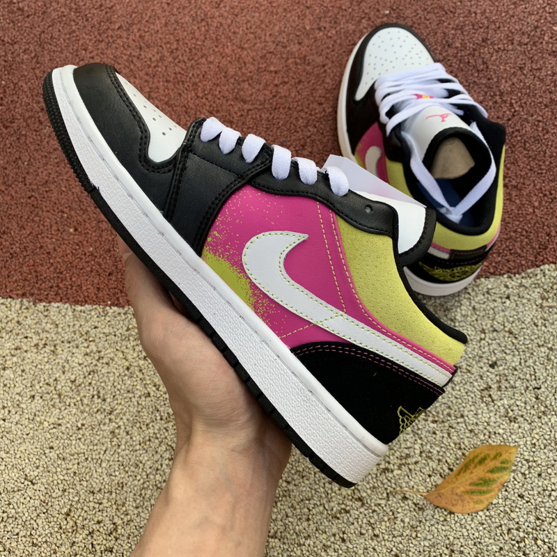Air Jordan 1 Low shoes