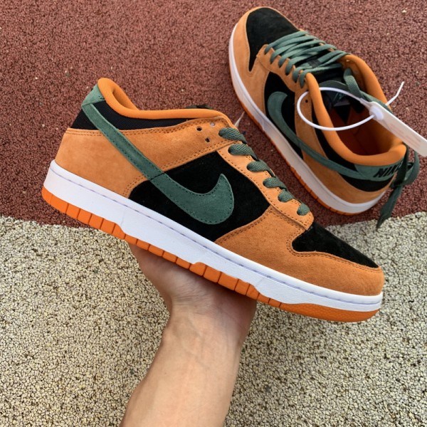 Authentic Nike Dunk Low SP “Ceramic”