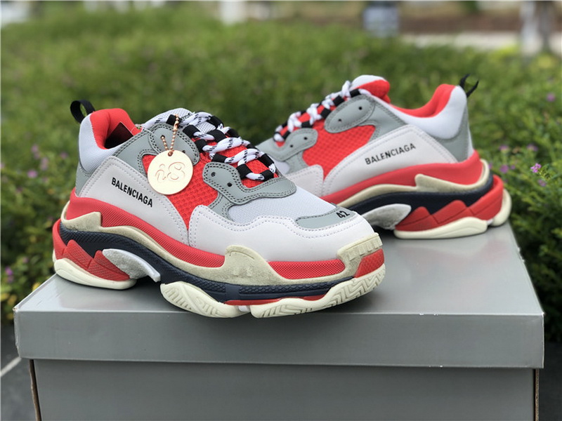 Ba*len*cia*ga triple s shoes