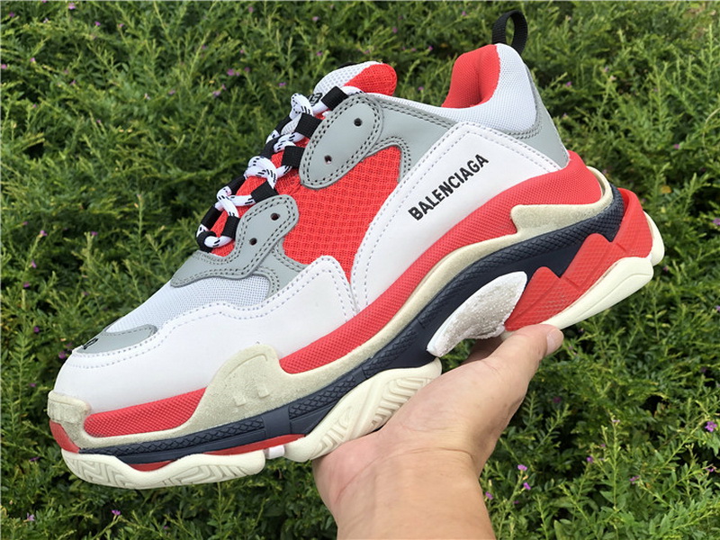 Ba*len*cia*ga triple s shoes