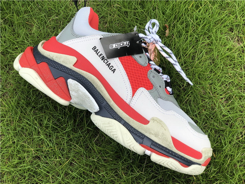 Ba*len*cia*ga triple s shoes