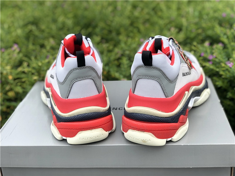Ba*len*cia*ga triple s shoes