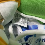 Nike Dunk SB Low Street Hawker