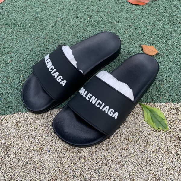 tan balenciaga slides