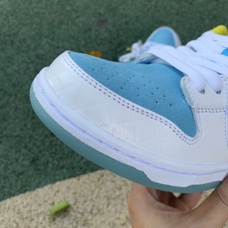 Nike SB Dunk Low FTC Lagoon Pulse