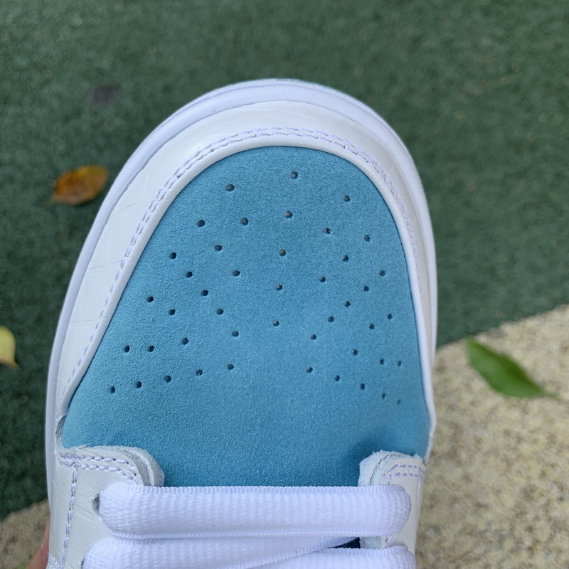 Nike SB Dunk Low FTC Lagoon Pulse