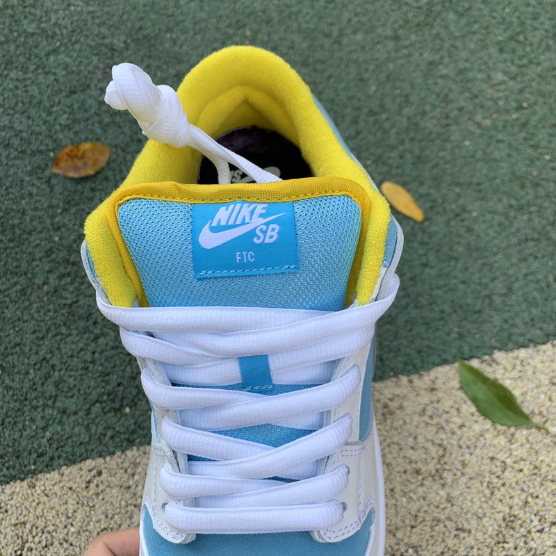 Nike SB Dunk Low FTC Lagoon Pulse