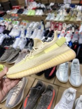 Yeezy 350v2 Boost FX9028