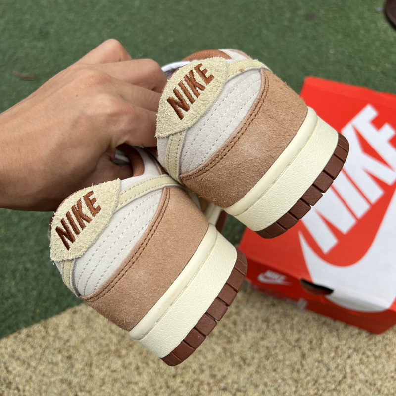 Nike Dunk Low Medium Curry