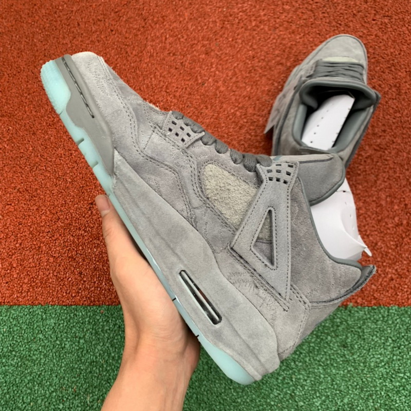 Jordan 4 Retro Kaws GS