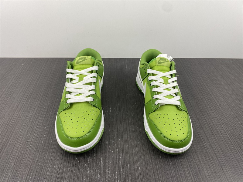 Nike Dunk Low Chlorophyll