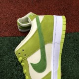 Nike SB Dunk Low Green Apple