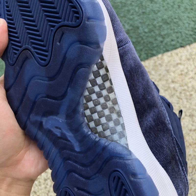 Air Jordan 11 Velvet “Midnight Navy” GS