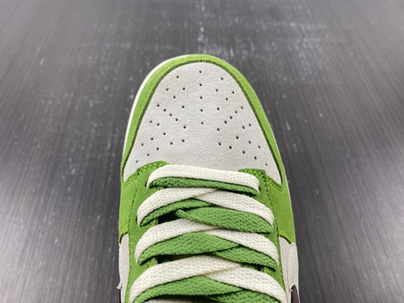 Nike SB Dunk Low Shoes