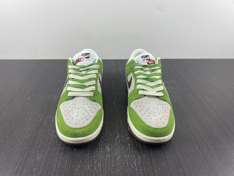 Nike SB Dunk Low Shoes