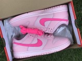 Nike Dunk Low Triple Pink