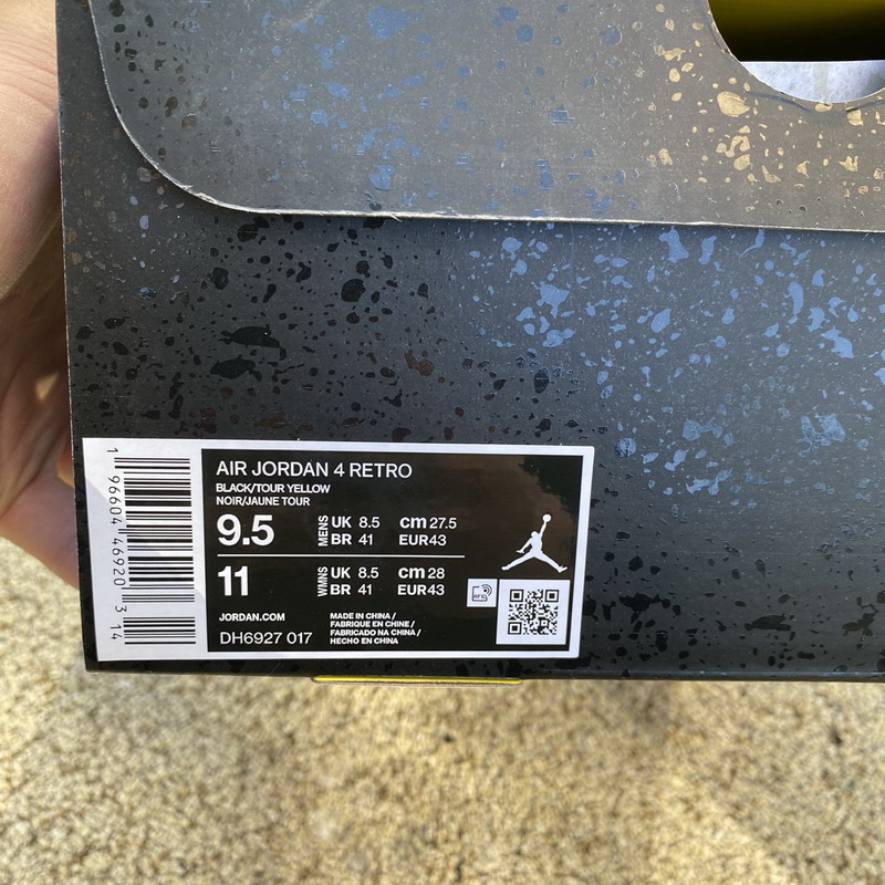 Air Jordan 4 Thunder 2023
