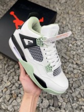 Jordan 4 Retro Shoes