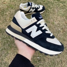 New Balance 574 Legacy Black Angora