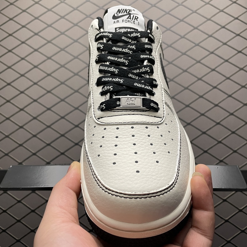 S*p*e x nike air force 1