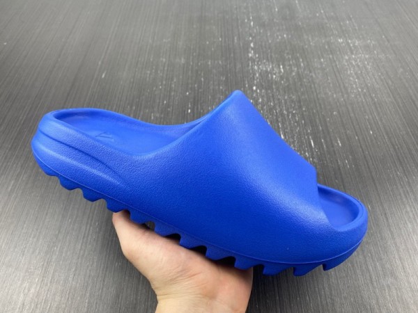 Yeezy Slide Azure ID4133