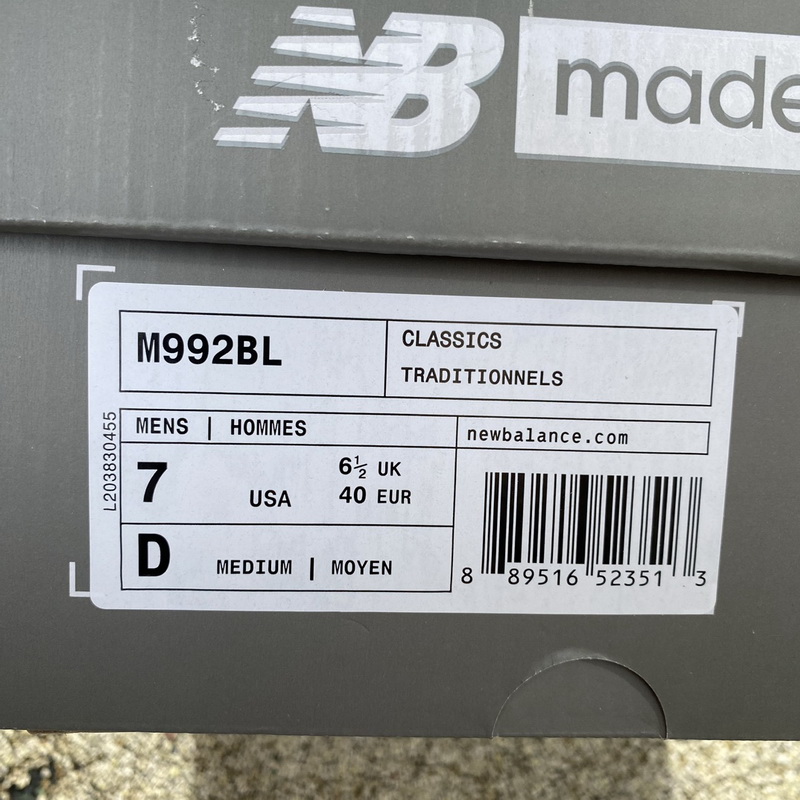 New Balance 992 Black Grey