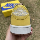 Jordan 1 Retro Low OG SP Travis Scott Canary