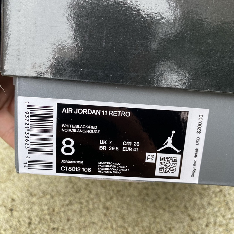 Air Jordan 11 Retro Concord Bred