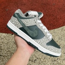 Nike SB Dunk Low Shoes