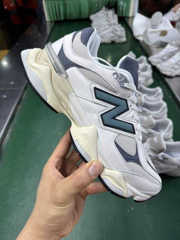 New Balance 9060 New Spruce