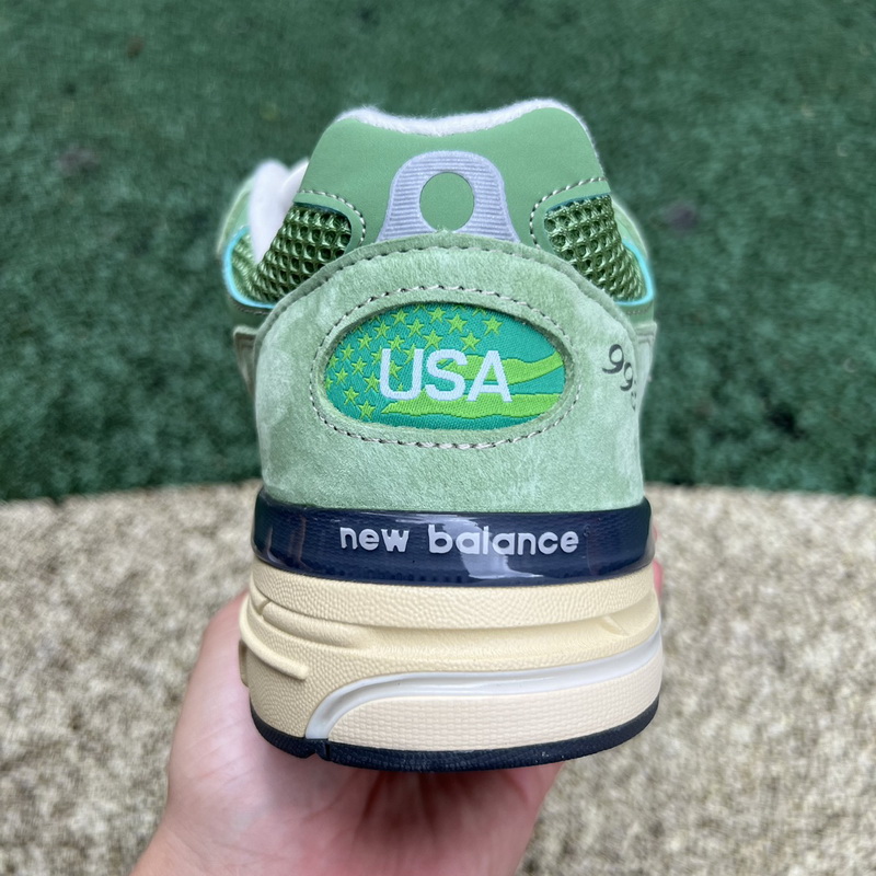 New Balance 993 MiUSA Teddy Santis Chive