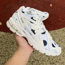  New Balance 1906R Polka Dot Sea Salt