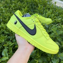 Nike Dunk Low x A BATHING APE STA