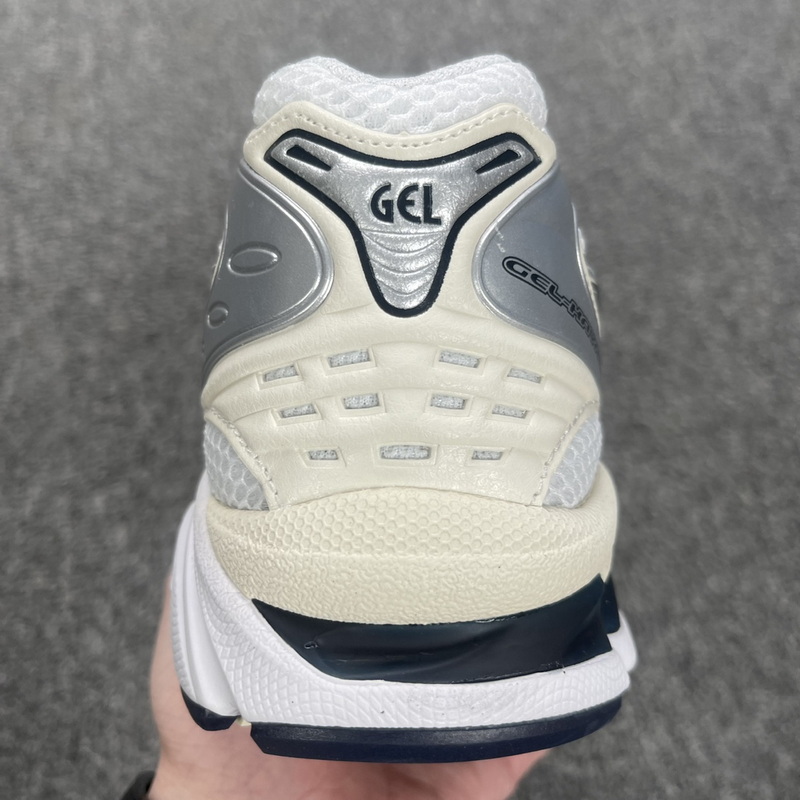As*ic*s gel-kayano 14 white midnight