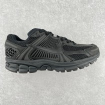 Nike Zoom Vomero 5 Triple Black 