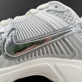  Nike Zoom Vomero 5 Photon Dust Metallic Silver 