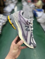 New Balance 1906R Licorice