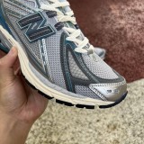  New Balance 1906R Silver Metallic Terrarium