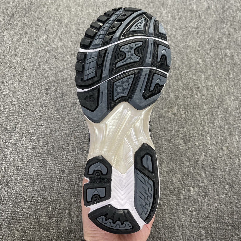As*ic*s gel-kayano 14 metropolis jasper green