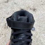 Nike Air Force 1 Mid Supreme Black