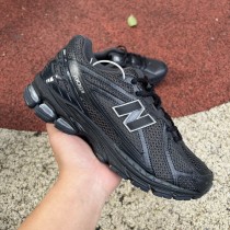 New Balance 1906R Black Metallic Silver